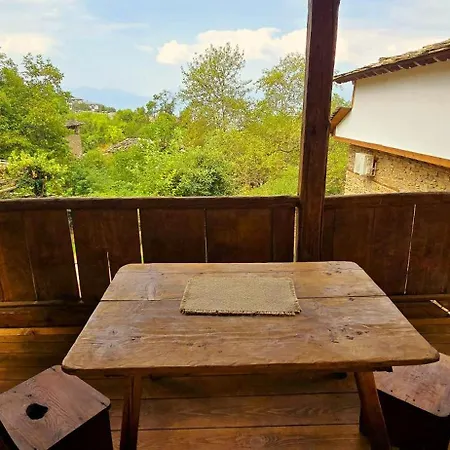 панорама 4* Leshten