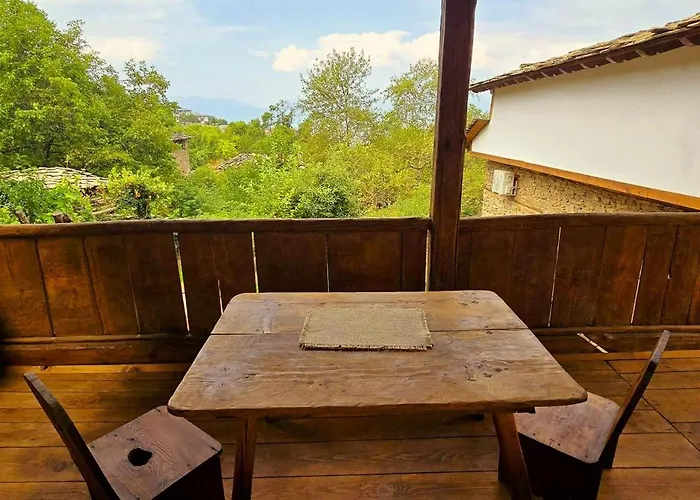 панорама 4* Leshten