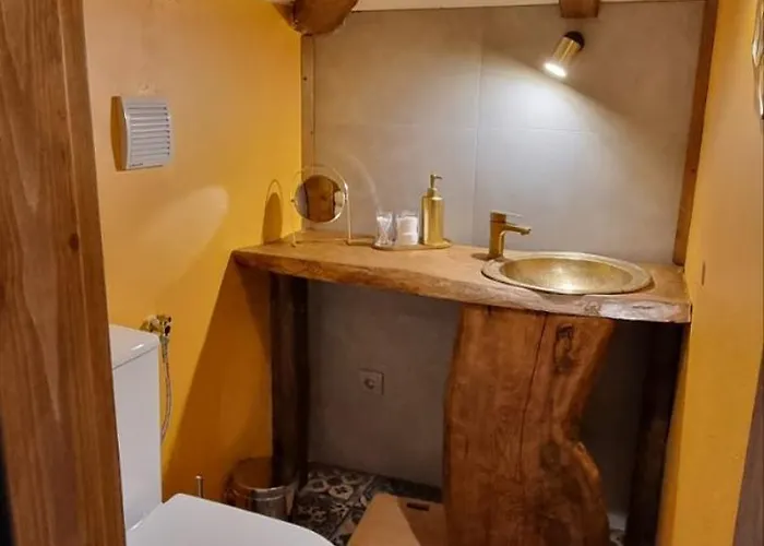 панорама Πανσιόν Leshten